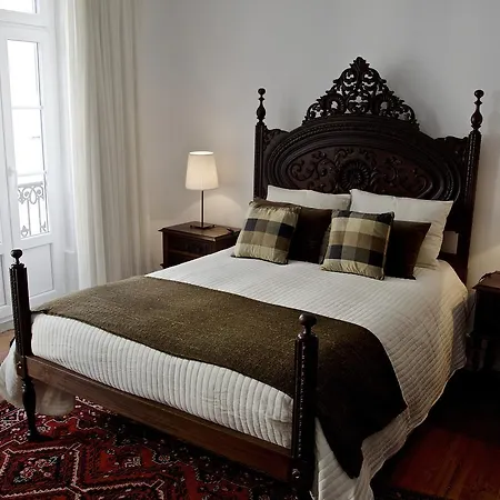 Chiado Lisbon Apartment-3